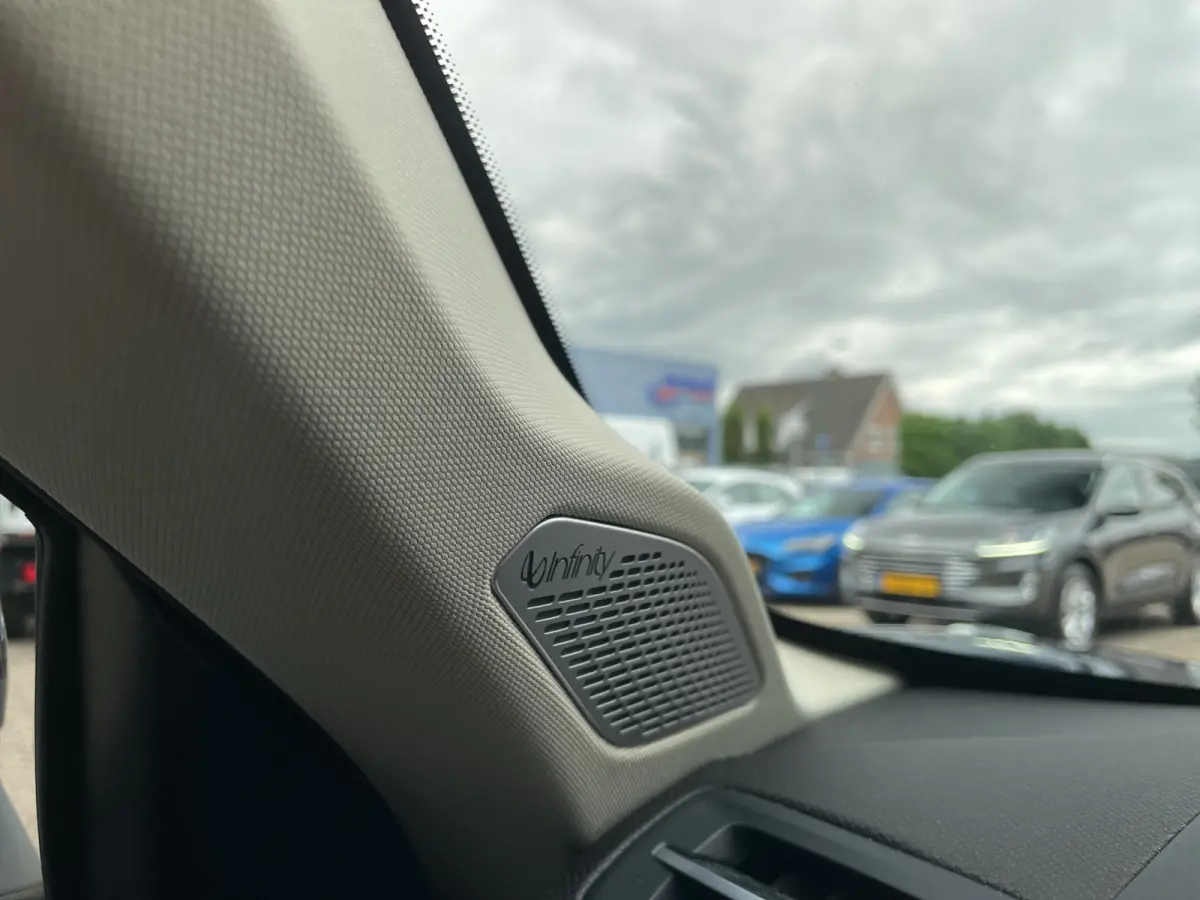 1.5 261PK | Org. NL | BTW- Auto | Pano | Adap. Cruise | Apple Carplay