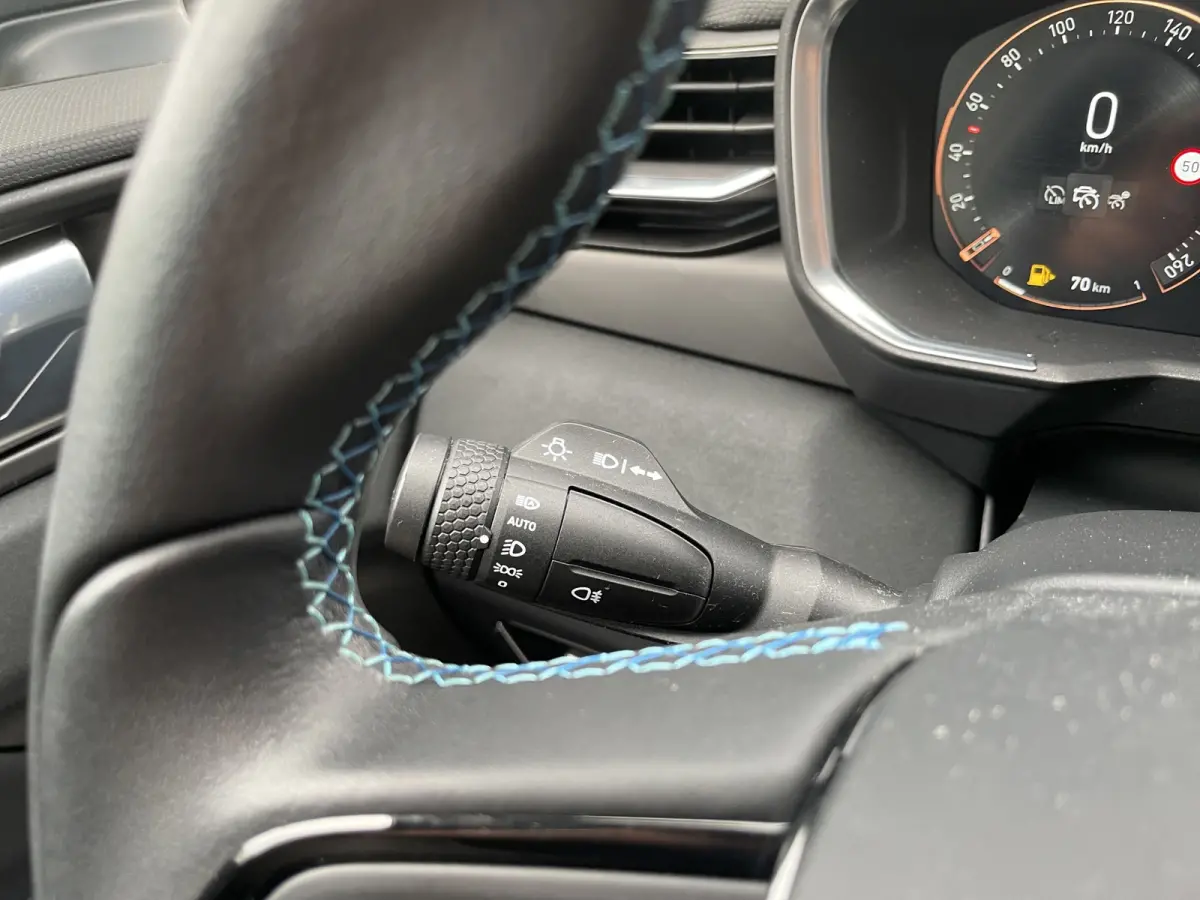 1.5 261PK | Org. NL | BTW- Auto | Pano | Adap. Cruise | Apple Carplay