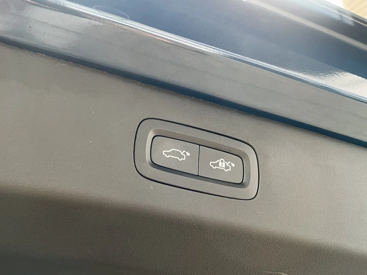 1.5 261PK | Org. NL | BTW- Auto | Pano | Adap. Cruise | Apple Carplay