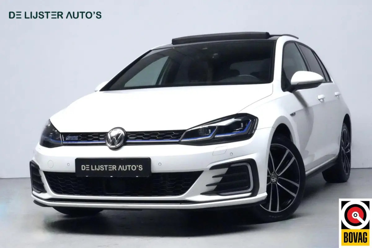 7.5 Facelift 1.4 TSI GTE | Pano-dak | Virtual | CarPlay | Acc | Stoelverwarming | Pdc | Led |