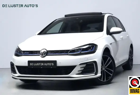 7.5 Facelift 1.4 TSI GTE | Pano-dak | Virtual | CarPlay | Acc | Stoelverwarming | Pdc | Led |