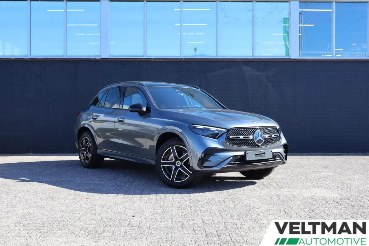 4MATIC AMG Line PANO LEDER DISTRONIC DIGITAL LIGHT BURMESTER