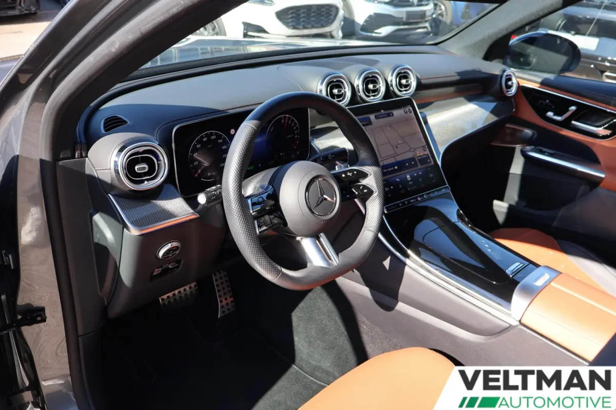 4MATIC AMG Line PANO LEDER DISTRONIC DIGITAL LIGHT BURMESTER