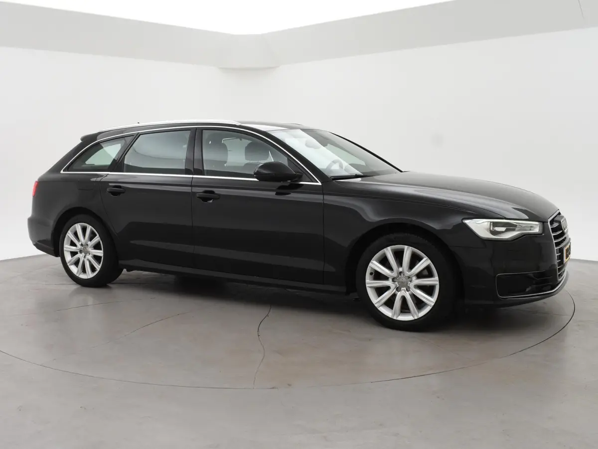 1.8 TFSI 190 PK AUT. *1e EIGENAAR* ULTRA BUSINESS + XENON | NAVIGATIE | 4-ZONE CLIMATE