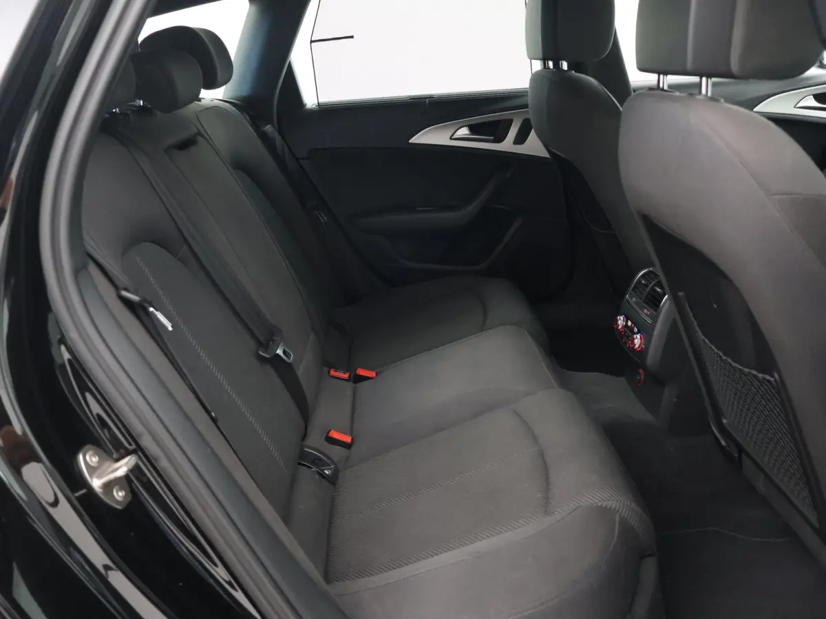 1.8 TFSI 190 PK AUT. *1e EIGENAAR* ULTRA BUSINESS + XENON | NAVIGATIE | 4-ZONE CLIMATE