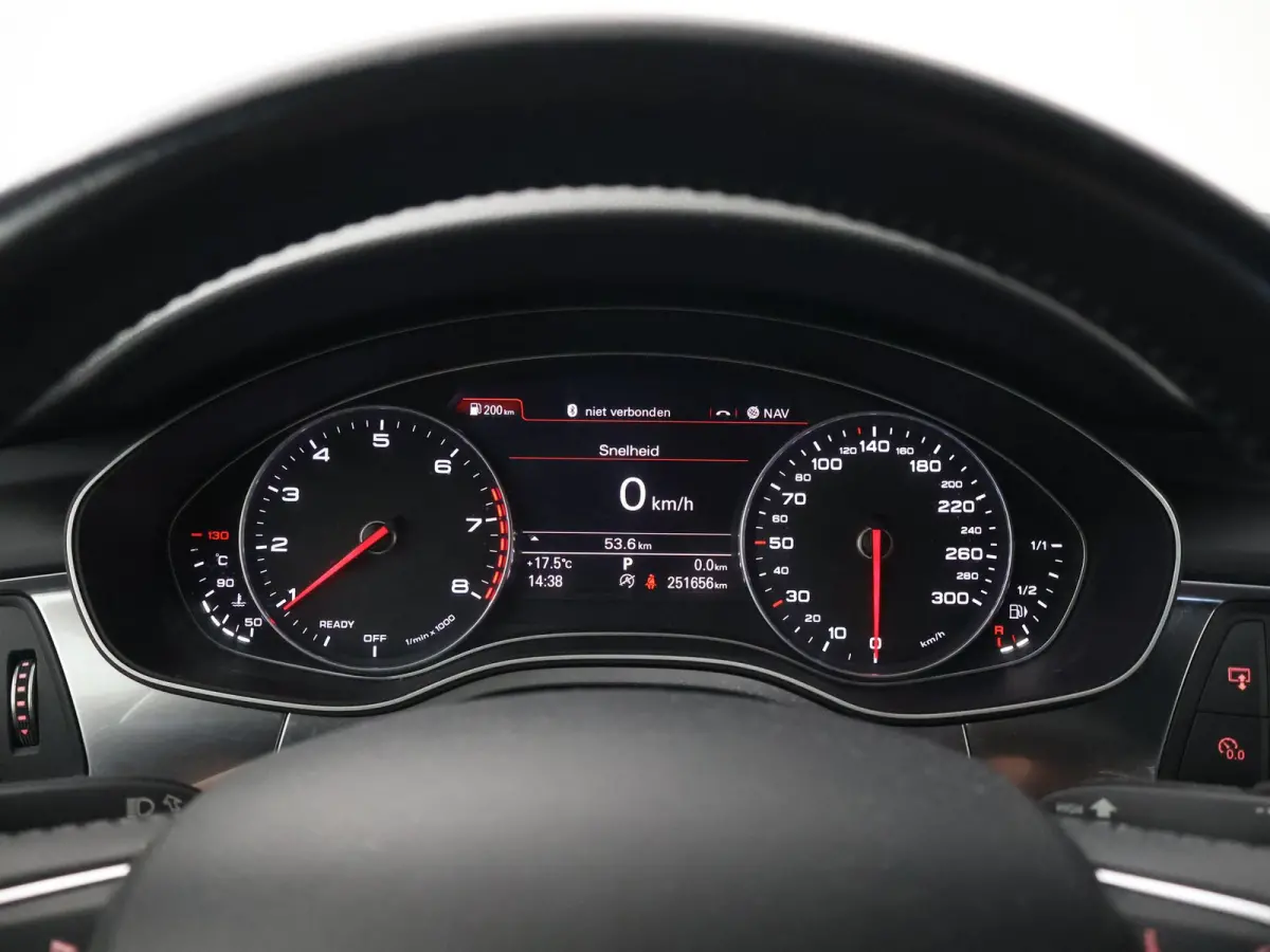 1.8 TFSI 190 PK AUT. *1e EIGENAAR* ULTRA BUSINESS + XENON | NAVIGATIE | 4-ZONE CLIMATE