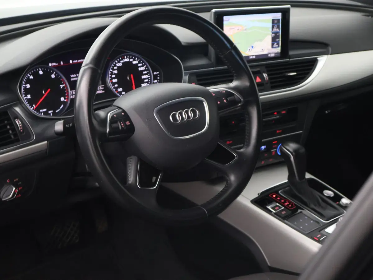 1.8 TFSI 190 PK AUT. *1e EIGENAAR* ULTRA BUSINESS + XENON | NAVIGATIE | 4-ZONE CLIMATE