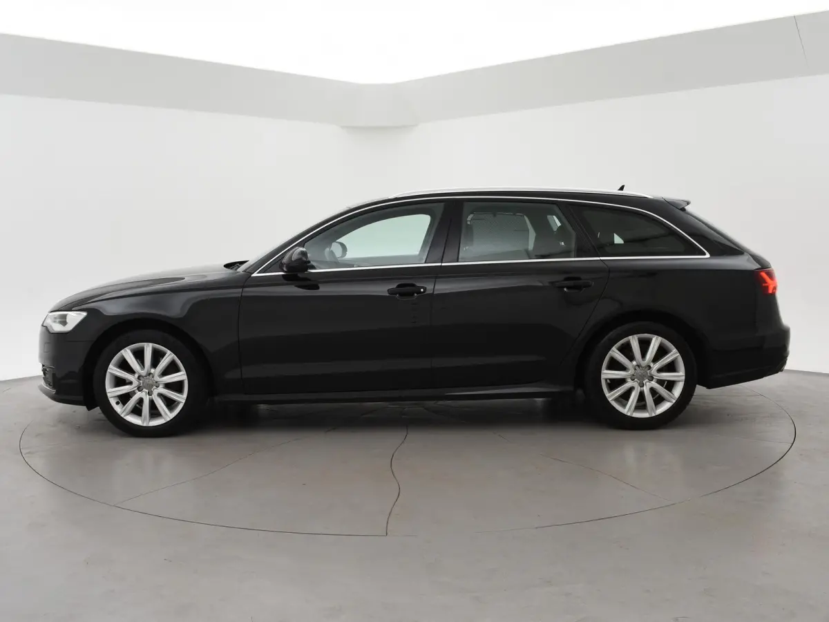 1.8 TFSI 190 PK AUT. *1e EIGENAAR* ULTRA BUSINESS + XENON | NAVIGATIE | 4-ZONE CLIMATE