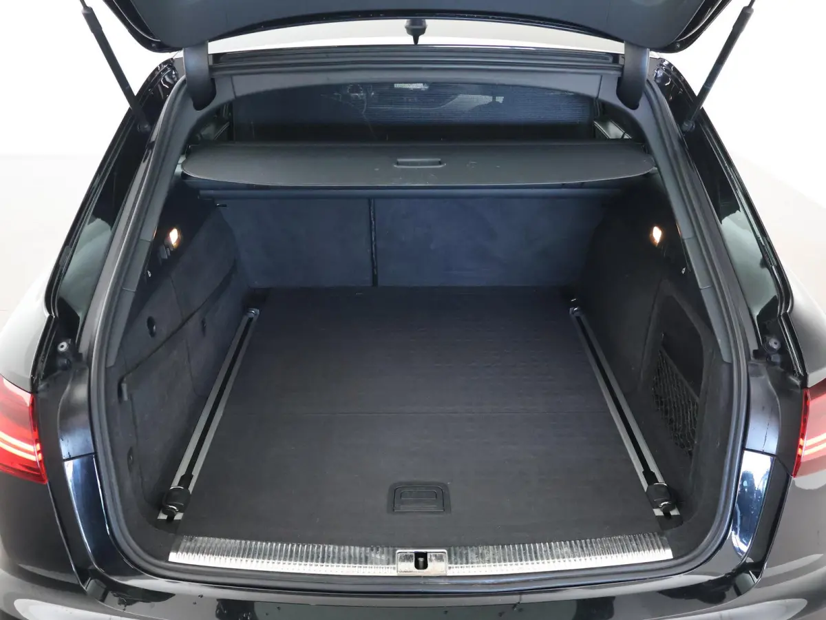 1.8 TFSI 190 PK AUT. *1e EIGENAAR* ULTRA BUSINESS + XENON | NAVIGATIE | 4-ZONE CLIMATE