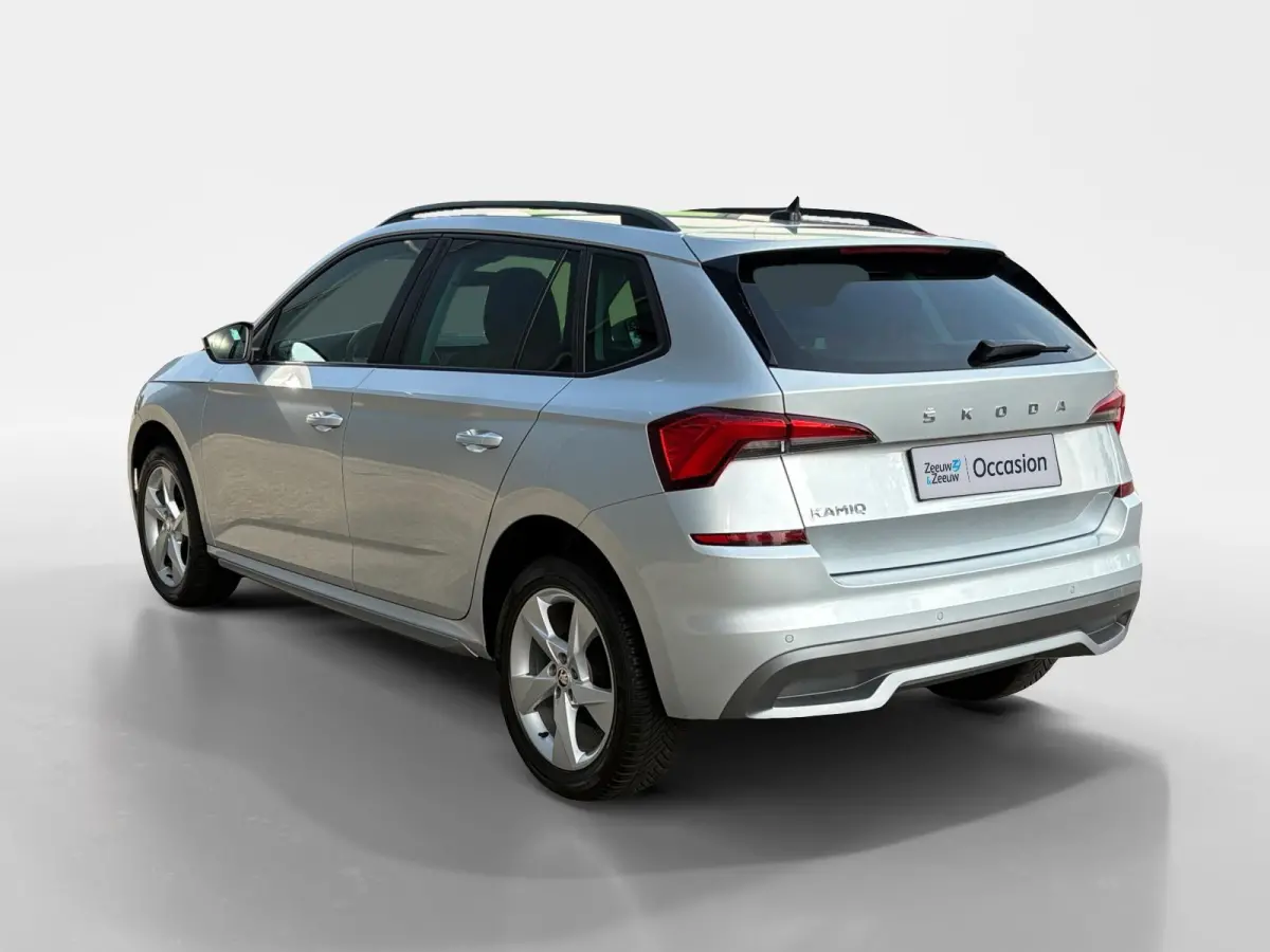 1.0 TSI Business Edition | Navi | Parkeersensoren V+A | Virtual Cockpit | Lichtmetalen Velgen | Premium Sound System | Keyless Go | Apple Carplay | Android Auto | 12 maanden Bovag Garantie