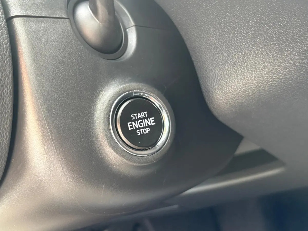 1.0 TSI Business Edition | Navi | Parkeersensoren V+A | Virtual Cockpit | Lichtmetalen Velgen | Premium Sound System | Keyless Go | Apple Carplay | Android Auto | 12 maanden Bovag Garantie