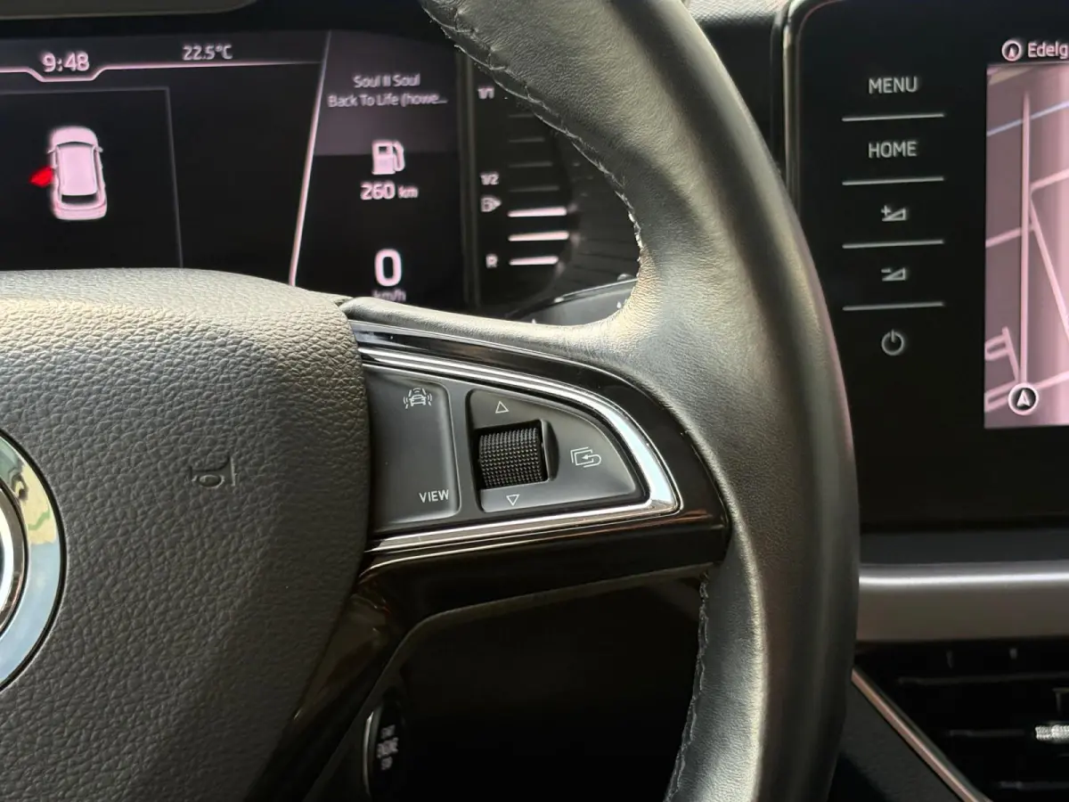 1.0 TSI Business Edition | Navi | Parkeersensoren V+A | Virtual Cockpit | Lichtmetalen Velgen | Premium Sound System | Keyless Go | Apple Carplay | Android Auto | 12 maanden Bovag Garantie