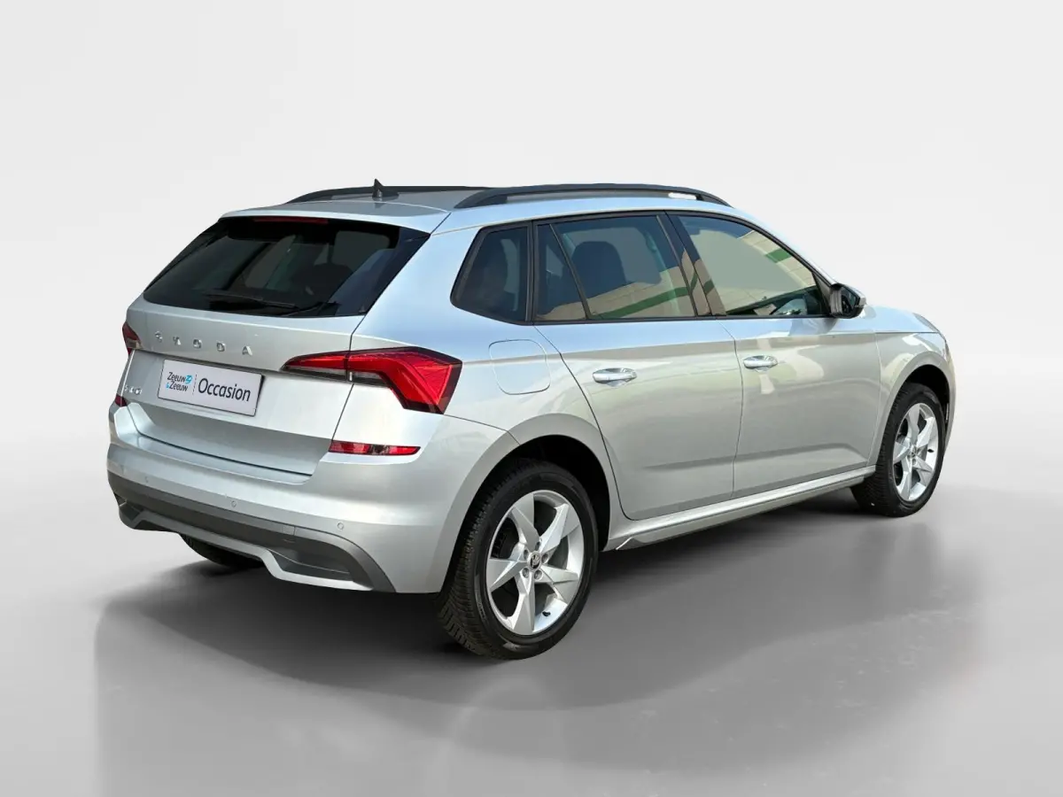1.0 TSI Business Edition | Navi | Parkeersensoren V+A | Virtual Cockpit | Lichtmetalen Velgen | Premium Sound System | Keyless Go | Apple Carplay | Android Auto | 12 maanden Bovag Garantie