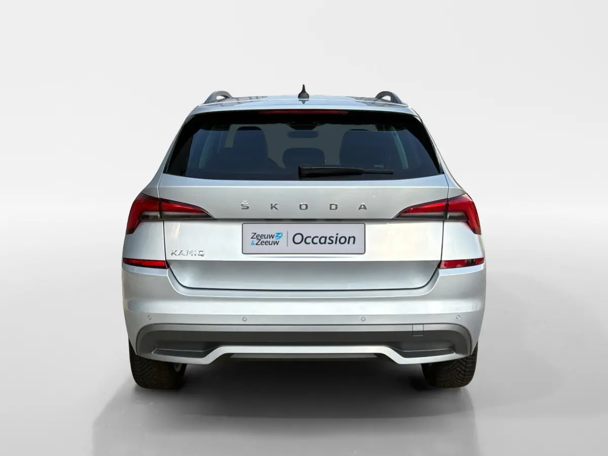 1.0 TSI Business Edition | Navi | Parkeersensoren V+A | Virtual Cockpit | Lichtmetalen Velgen | Premium Sound System | Keyless Go | Apple Carplay | Android Auto | 12 maanden Bovag Garantie