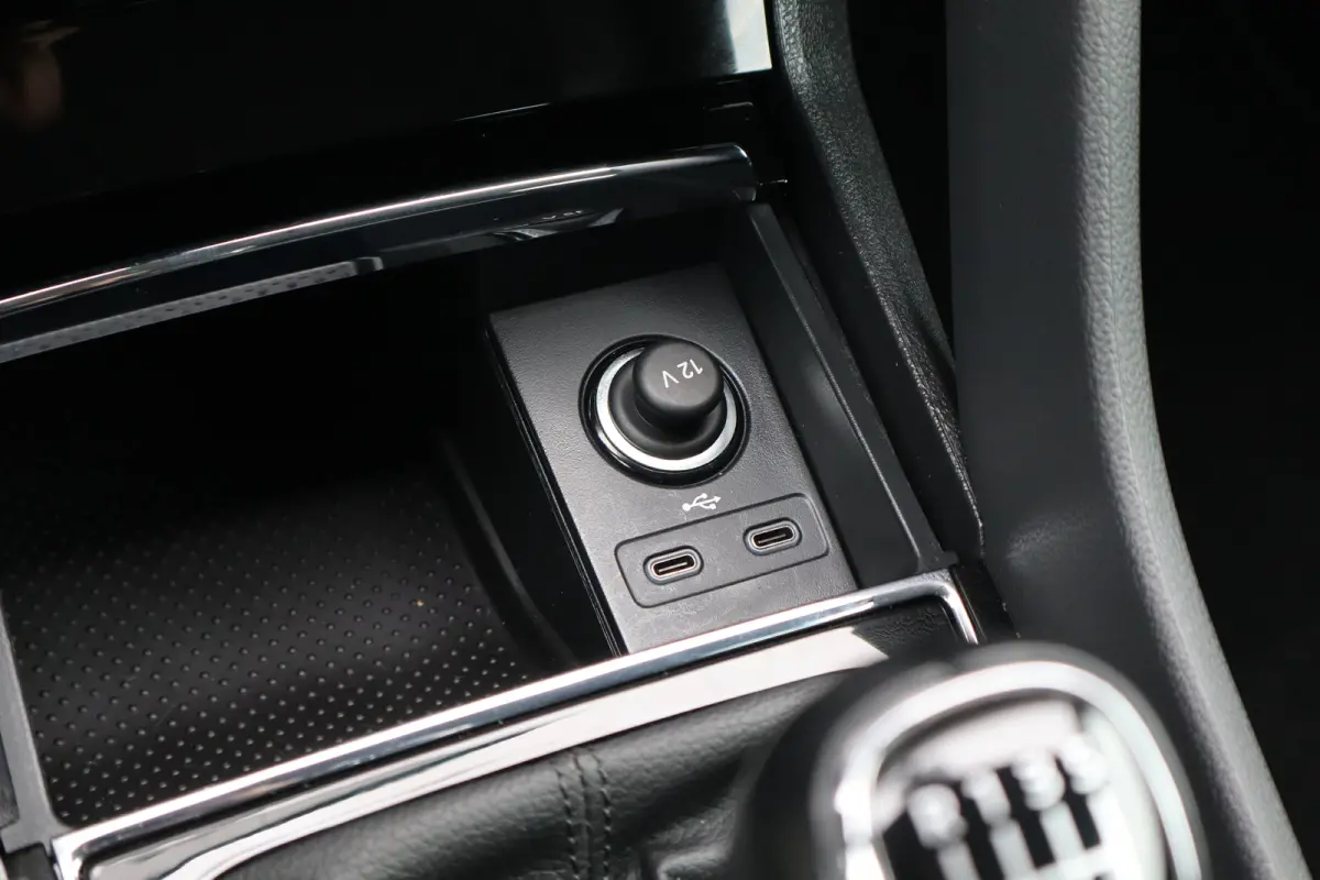 1.0 TSI Business Edition | Apple Carplay/Android Auto|telefoonintegratie premium | Navigatiesysteem