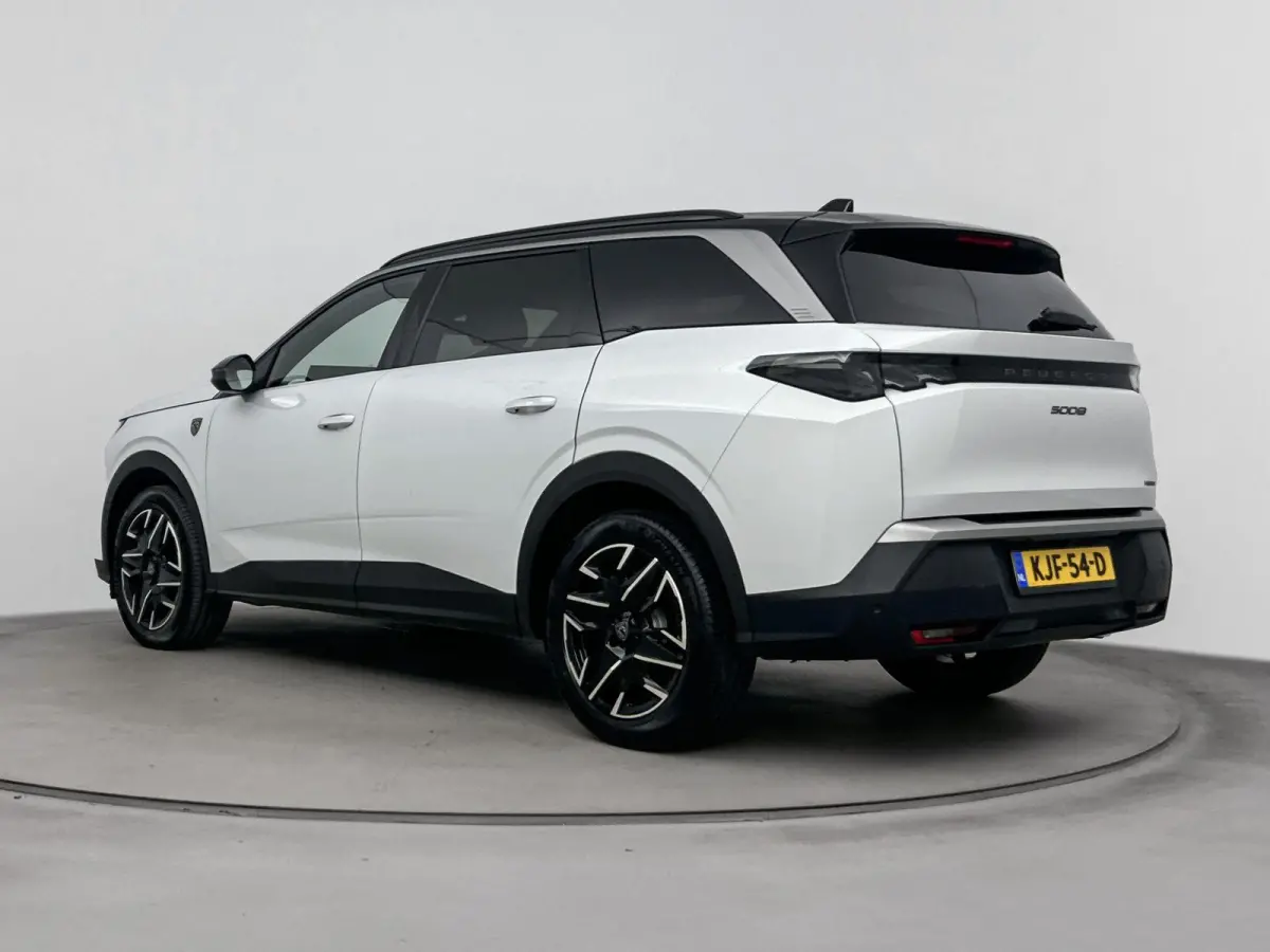 SUV 136pk Hybrid Automaat GT | 7-Pers. | Elektrisch Achterklep | Stoelverwarming | Draadloos Carplay | Navigatie | Camera