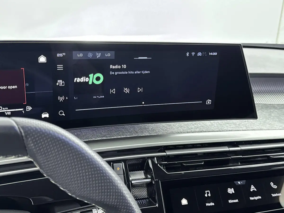 SUV 136pk Hybrid Automaat GT | 7-Pers. | Elektrisch Achterklep | Stoelverwarming | Draadloos Carplay | Navigatie | Camera