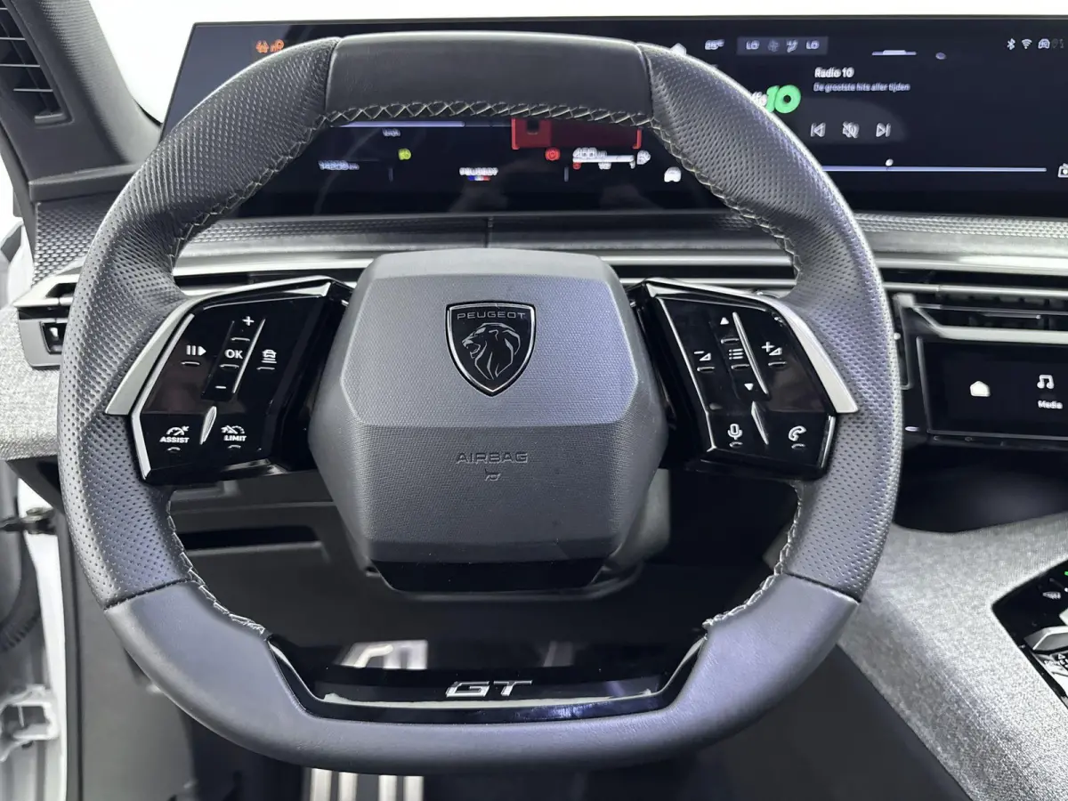 SUV 136pk Hybrid Automaat GT | 7-Pers. | Elektrisch Achterklep | Stoelverwarming | Draadloos Carplay | Navigatie | Camera