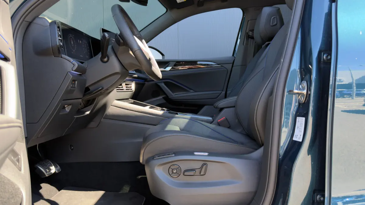 1.5 TSI 272pk eHybrid R-Line | R-Line | Panodak | Trekhaak | Carplay | 360 Camera |