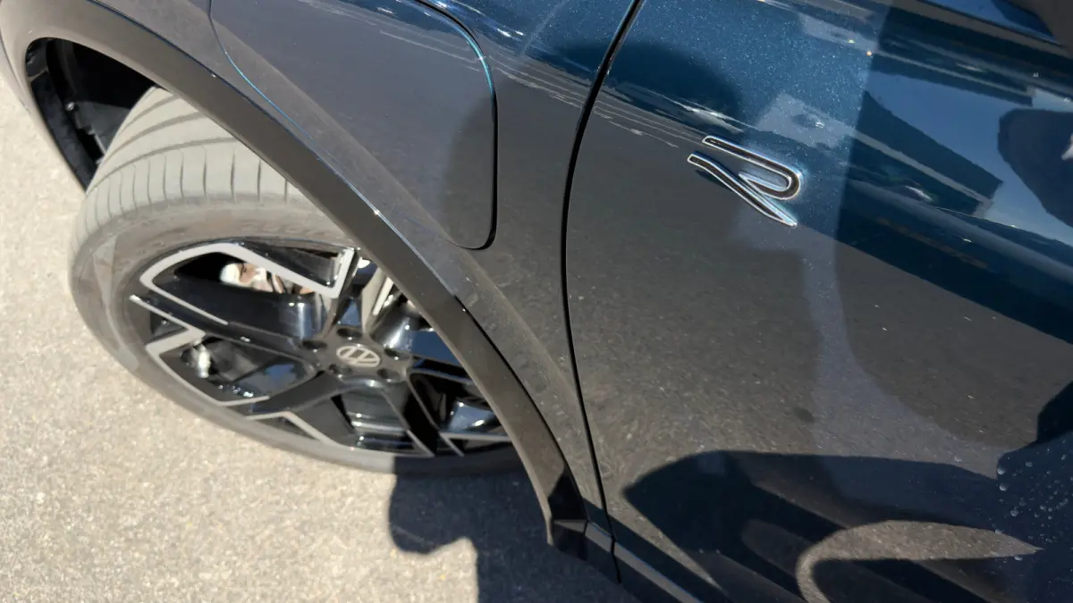 1.5 TSI 272pk eHybrid R-Line | R-Line | Panodak | Trekhaak | Carplay | 360 Camera |