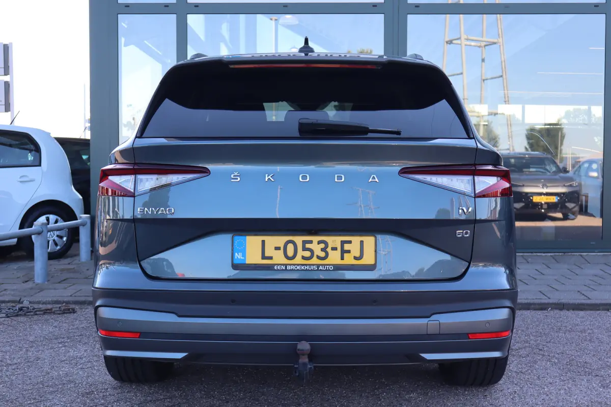 60 First Edition TREKHAAK | Achteruitrijcamera | Apple Carplay/Android Auto|telefoonintegratie premium | Cruise control adaptief met Stop&Go en stuurhulp