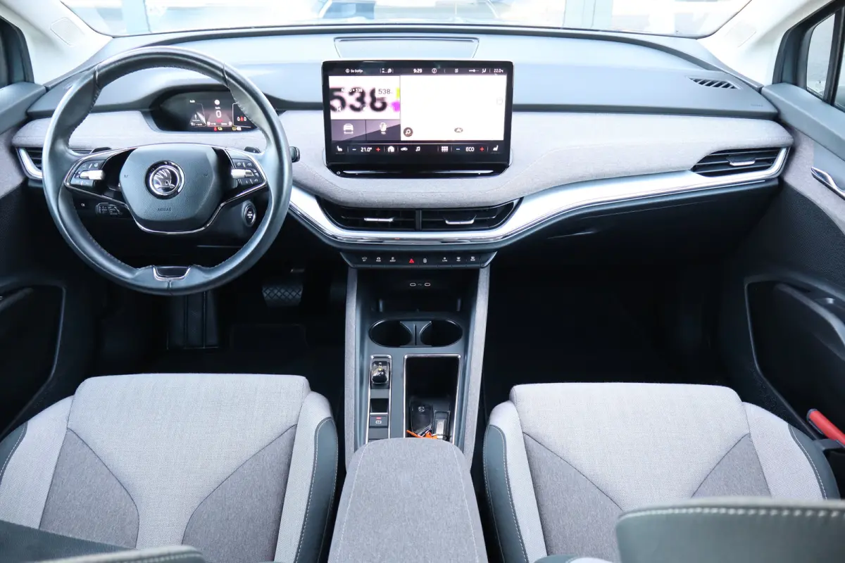 60 First Edition TREKHAAK | Achteruitrijcamera | Apple Carplay/Android Auto|telefoonintegratie premium | Cruise control adaptief met Stop&Go en stuurhulp
