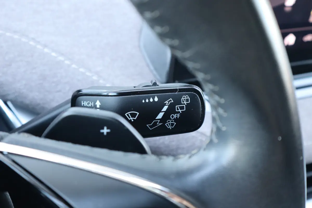 60 First Edition TREKHAAK | Achteruitrijcamera | Apple Carplay/Android Auto|telefoonintegratie premium | Cruise control adaptief met Stop&Go en stuurhulp