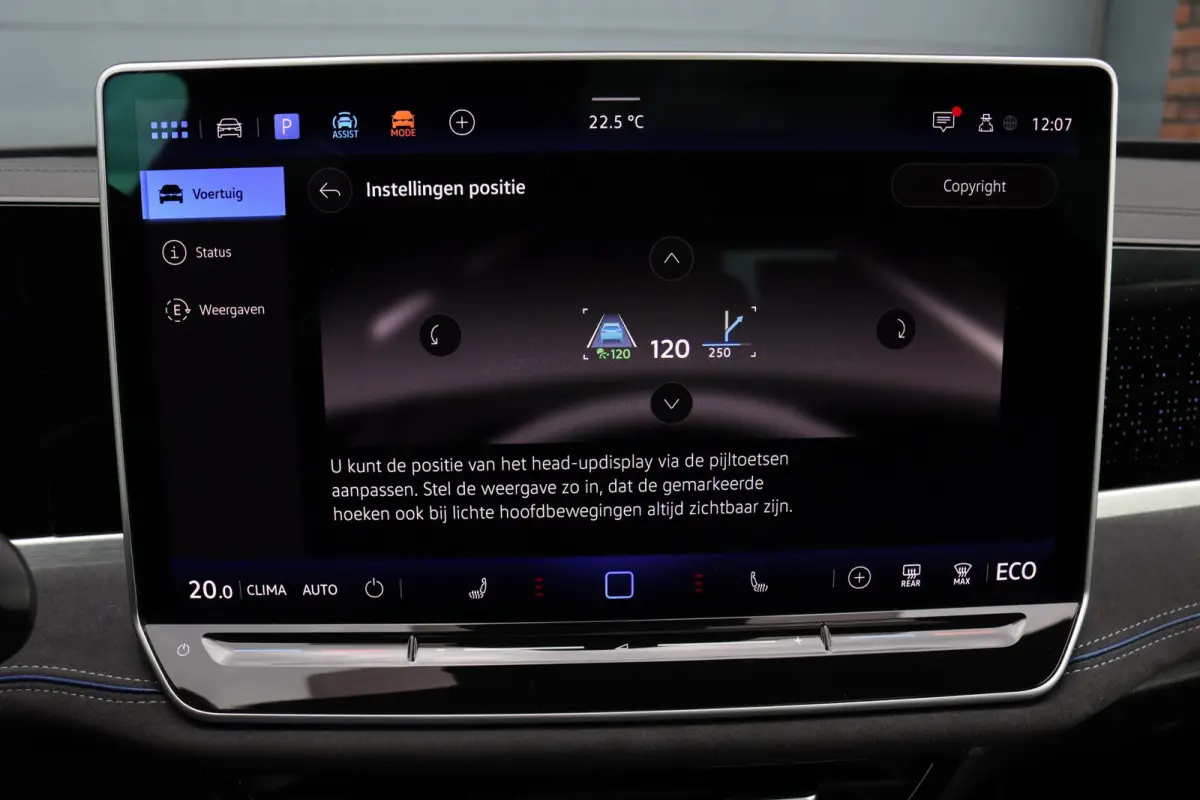 1.5 eHybrid R-Line Edition | ACC | Panoramadak | Harman&Kardon | Massage | HUD | Trekhaak | iQ.Light | Stoelverwarming V+A | Zonnerollo's |