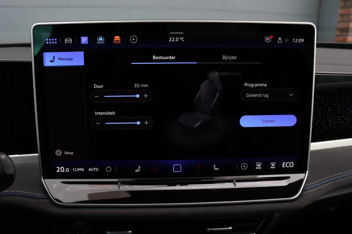1.5 eHybrid R-Line Edition | ACC | Panoramadak | Harman&Kardon | Massage | HUD | Trekhaak | iQ.Light | Stoelverwarming V+A | Zonnerollo's |