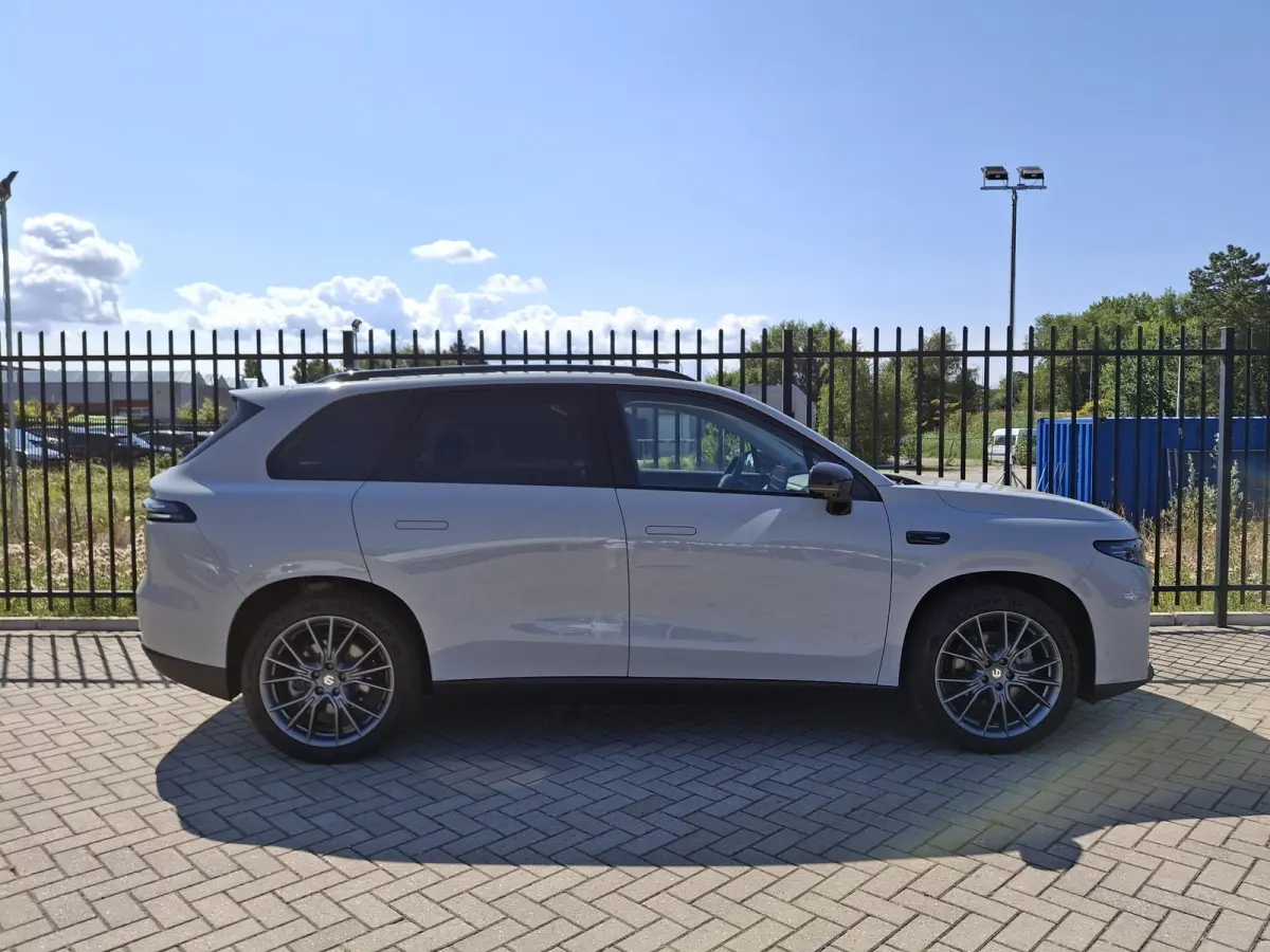 Design 69.9 kWh | Navigatie | Climate control | Stoelverwarming | Stoelventilatie | Dashcam | Direct rijden in Alkmaar!