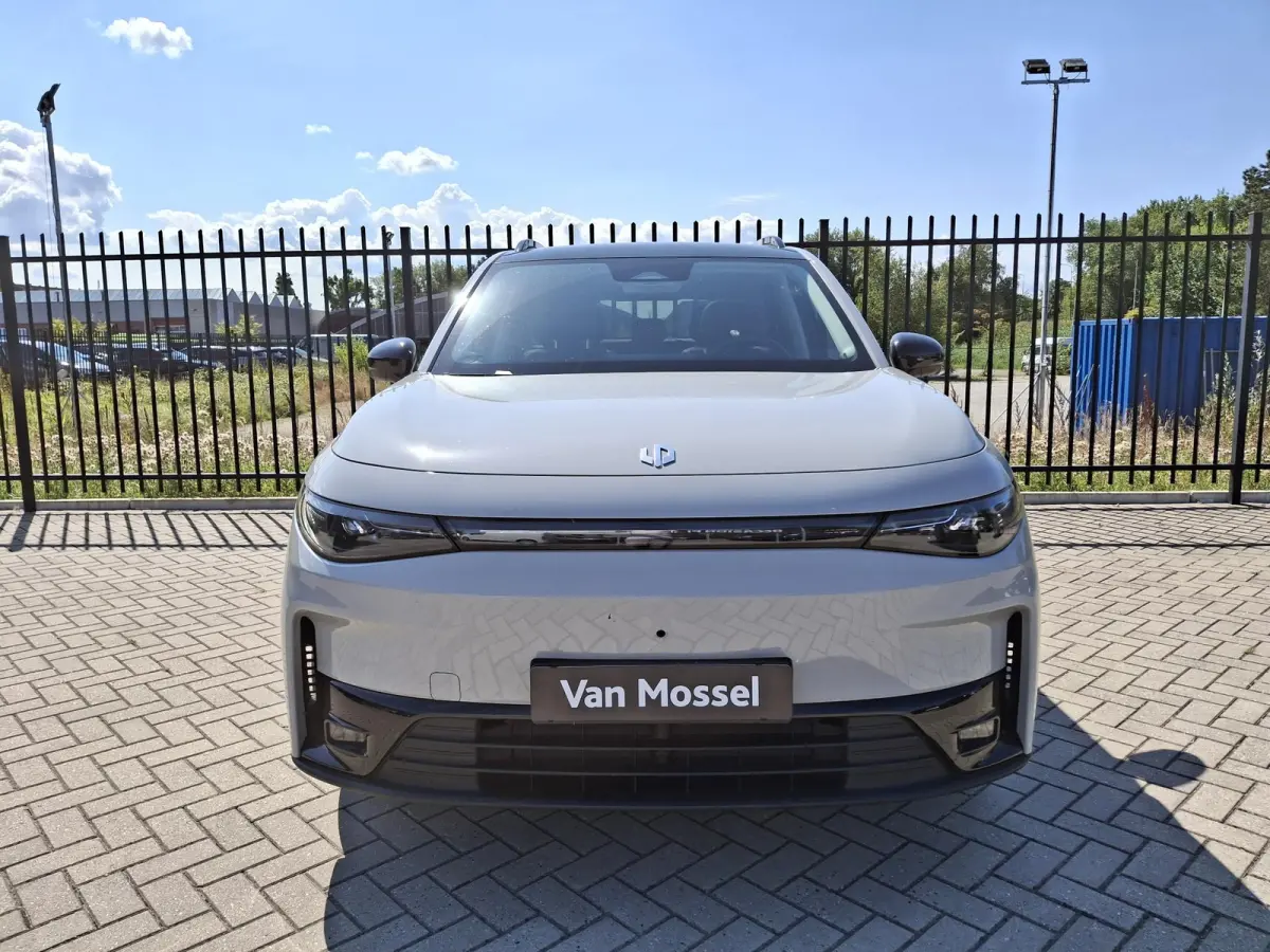 Design 69.9 kWh | Navigatie | Climate control | Stoelverwarming | Stoelventilatie | Dashcam | Direct rijden in Alkmaar!