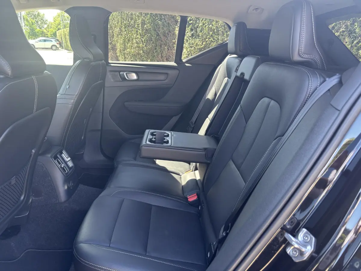 T4 Inscription Expression | Trekhaak | 360 camera | Bliss | Cruise control | Ledere bekleding |