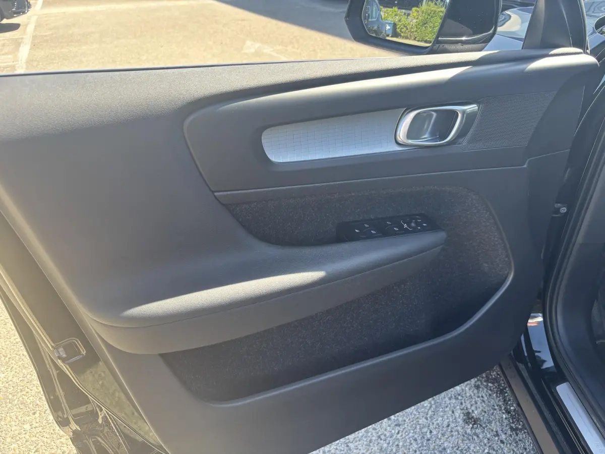 T4 Inscription Expression | Trekhaak | 360 camera | Bliss | Cruise control | Ledere bekleding |