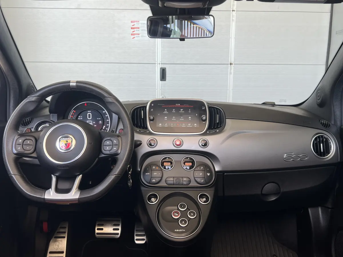 1.4 T-Jet Abarth Turismo Cabriolet 70th Anniversary I AUTOMAAT | LEDER I CARPLAY/ANDROID | NAVI | CLIMATE CONTROL | LMV 17'' | PDC | DAB | BLUETOOTH