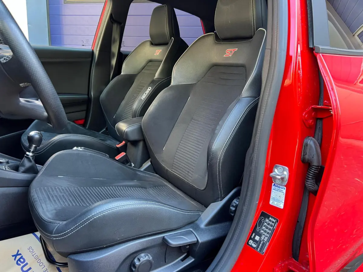 1.5 EcoBoost ST-X Performance l Trekhaak l