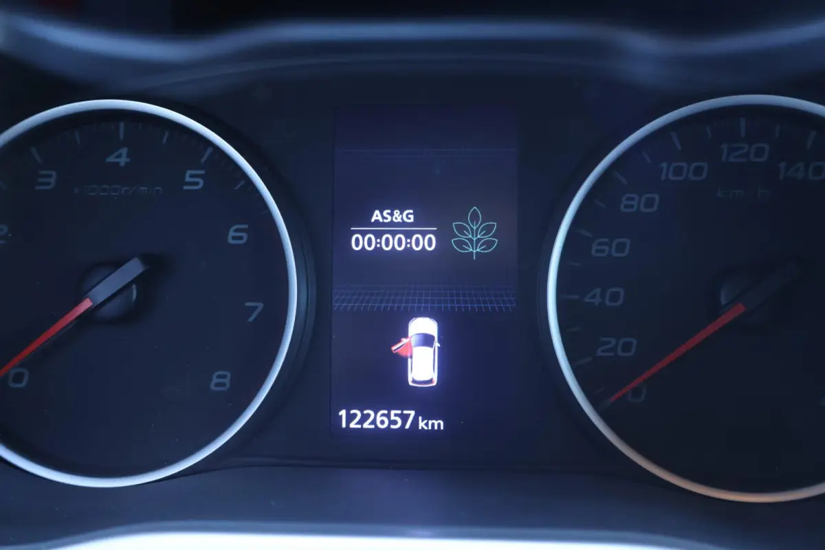 1.5 DI-T First Edition | Head-up | Stoelverwarming | 360 Camera | Trekhaak | Climate Control | Cruise Control |