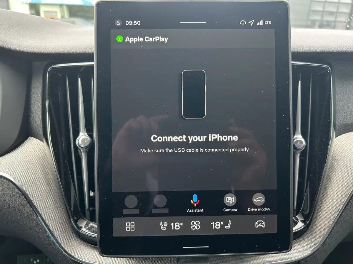 2.0 T8 Plug-in hybrid AWD BLACK EDITION (335kW/455PK) ** PANO, TREKH, ACC, HuD, 21-inch LMV ** 1e EIG - UNFALLFREI ** ** INFORMEER OOK NAAR ONZE AANTREKKELIJKE FINANCIAL-LEASE TARIEVEN **