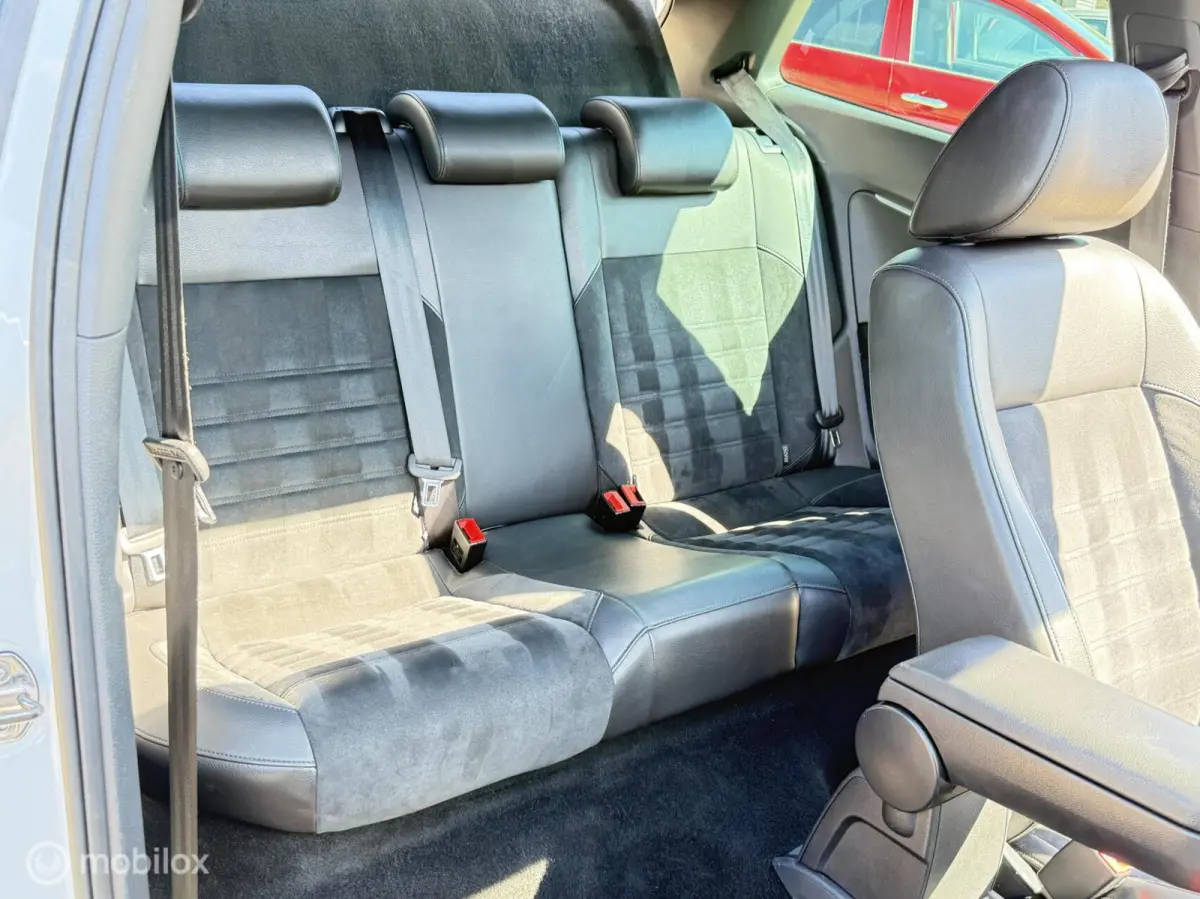 1.8 TSI GTI VOL OPTIES PANO ALCANTARA DEALER