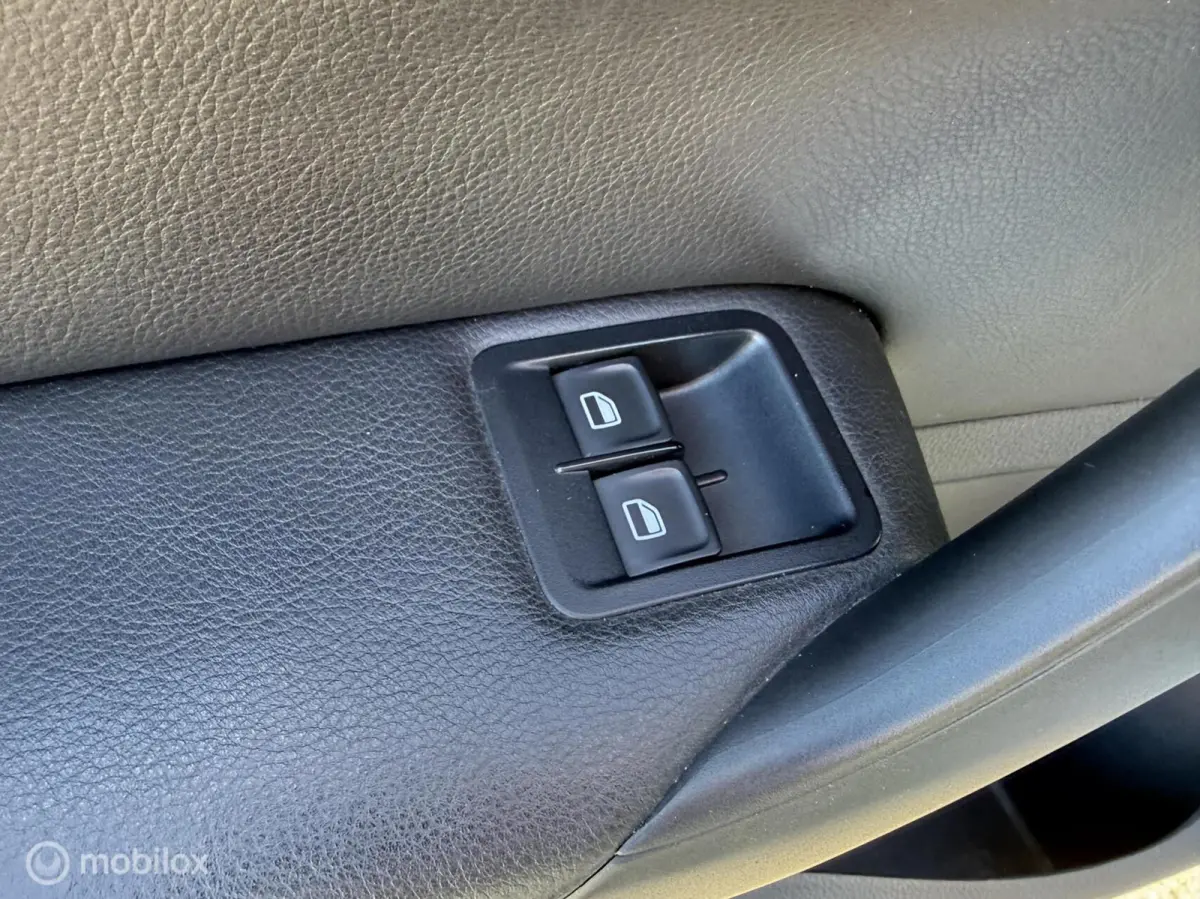 1.8 TSI GTI VOL OPTIES PANO ALCANTARA DEALER