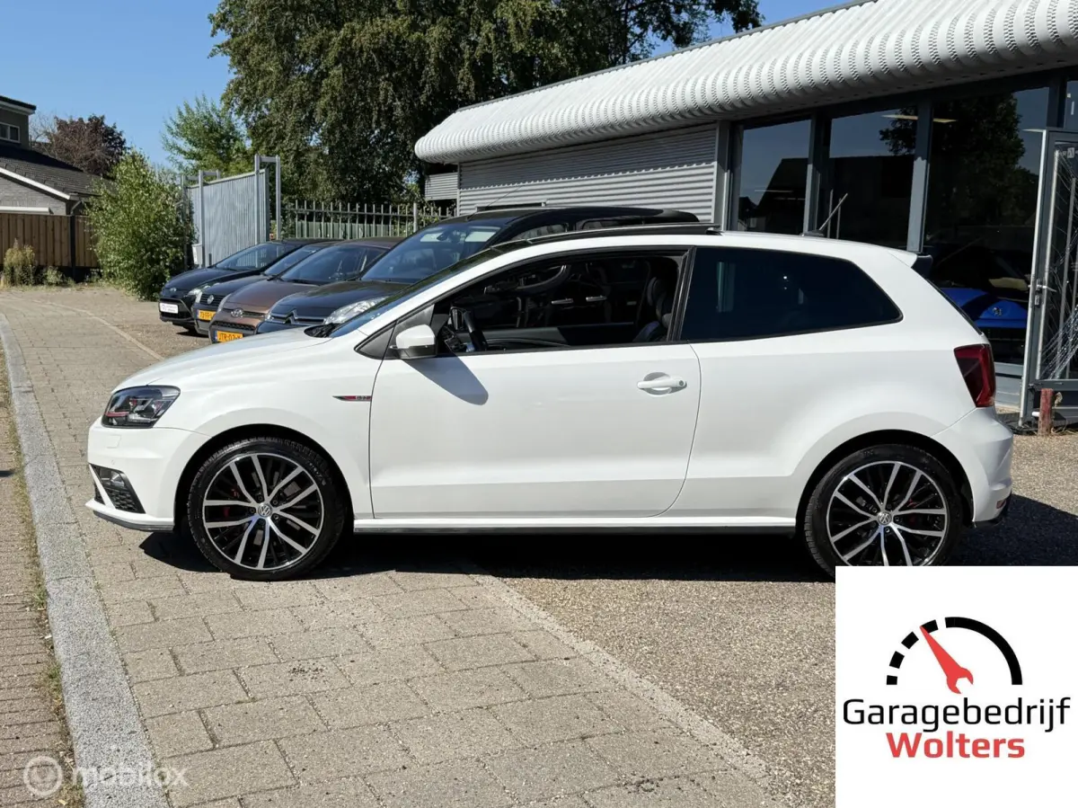 1.8 TSI GTI VOL OPTIES PANO ALCANTARA DEALER