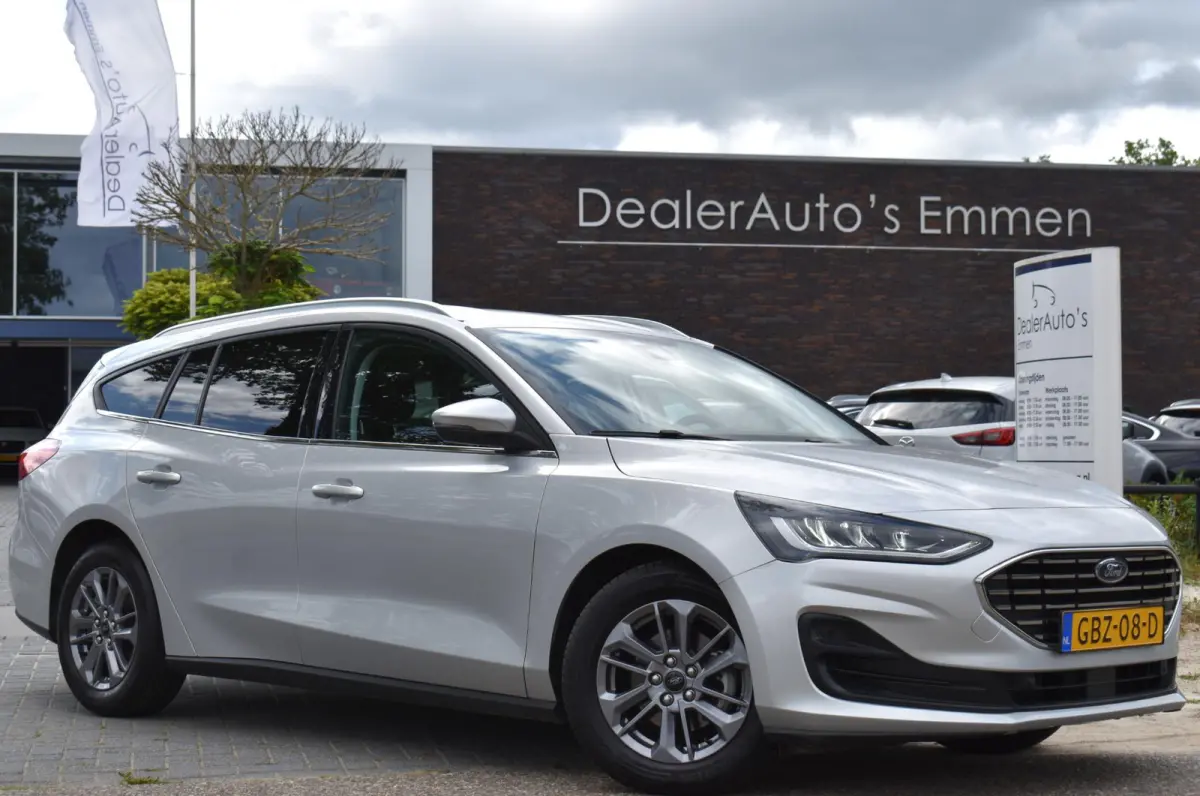 1.0 EcoBoost Hybrid Titanium