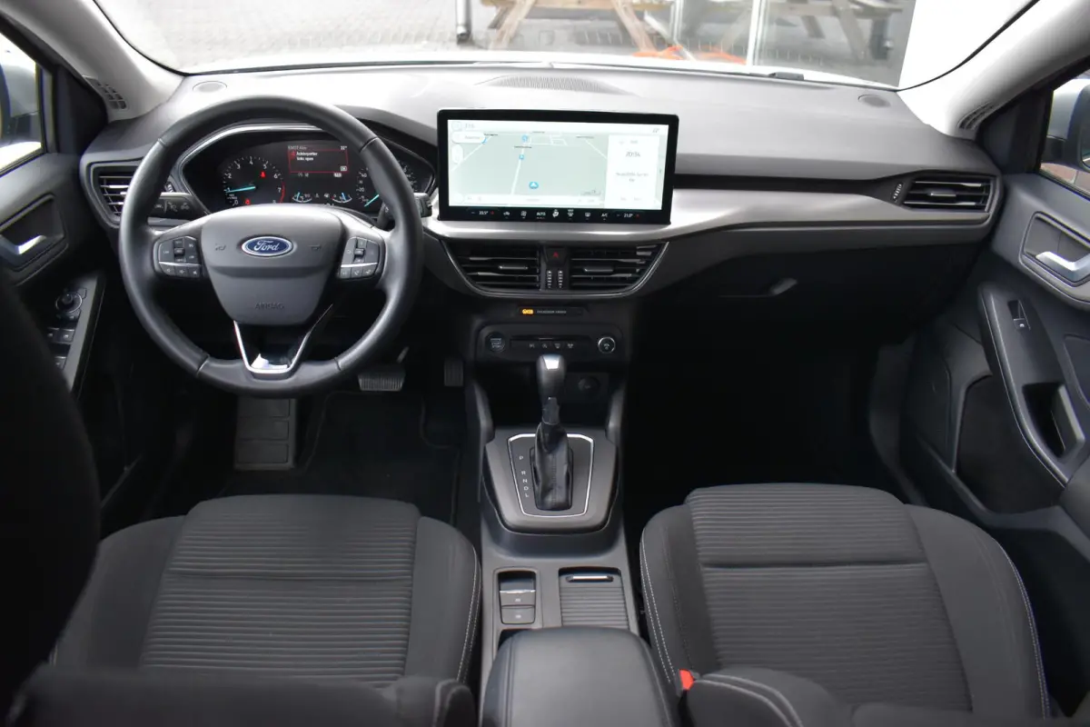 1.0 EcoBoost Hybrid Titanium