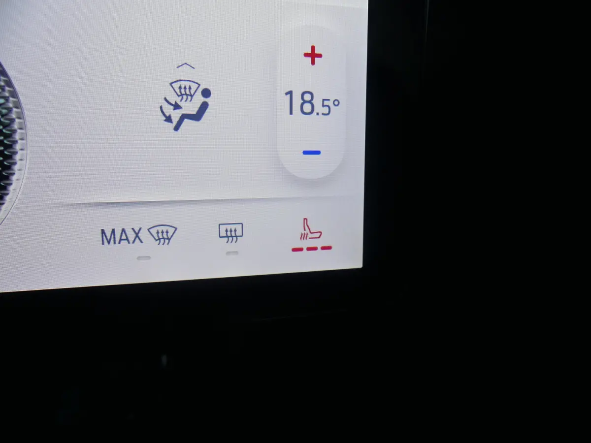 Extended Premium AWD 98 kWh | SOH 93% | PANORAMADAK | ADAPTIVE CRUISE | DODEHOEKDETECTIE | CAMERA | 360 CAMERA | STUUR+STOEL+VOORRUITVERWARMING | PARKEERSENSOREN V+A | B&O AUDIO | ELEKTRISCH