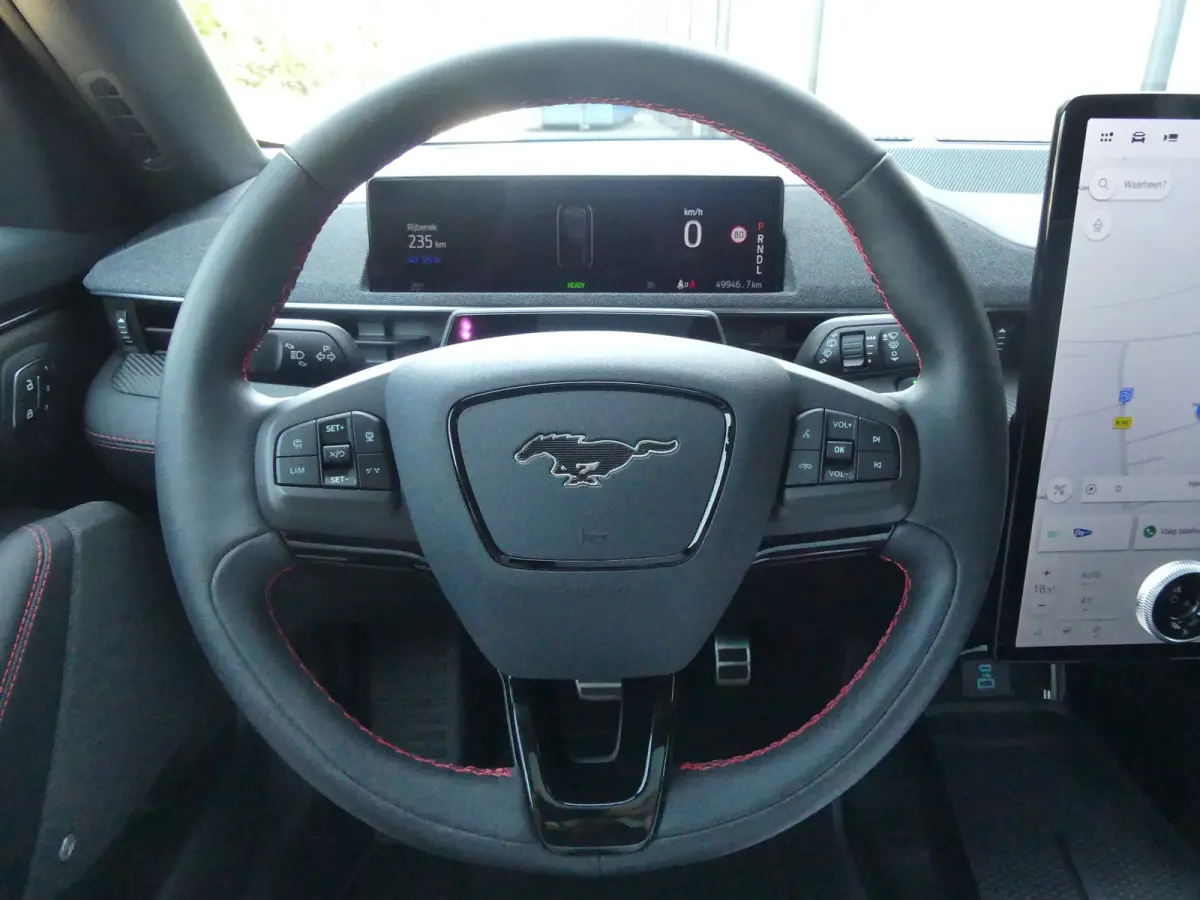 Extended Premium AWD 98 kWh | SOH 93% | PANORAMADAK | ADAPTIVE CRUISE | DODEHOEKDETECTIE | CAMERA | 360 CAMERA | STUUR+STOEL+VOORRUITVERWARMING | PARKEERSENSOREN V+A | B&O AUDIO | ELEKTRISCH