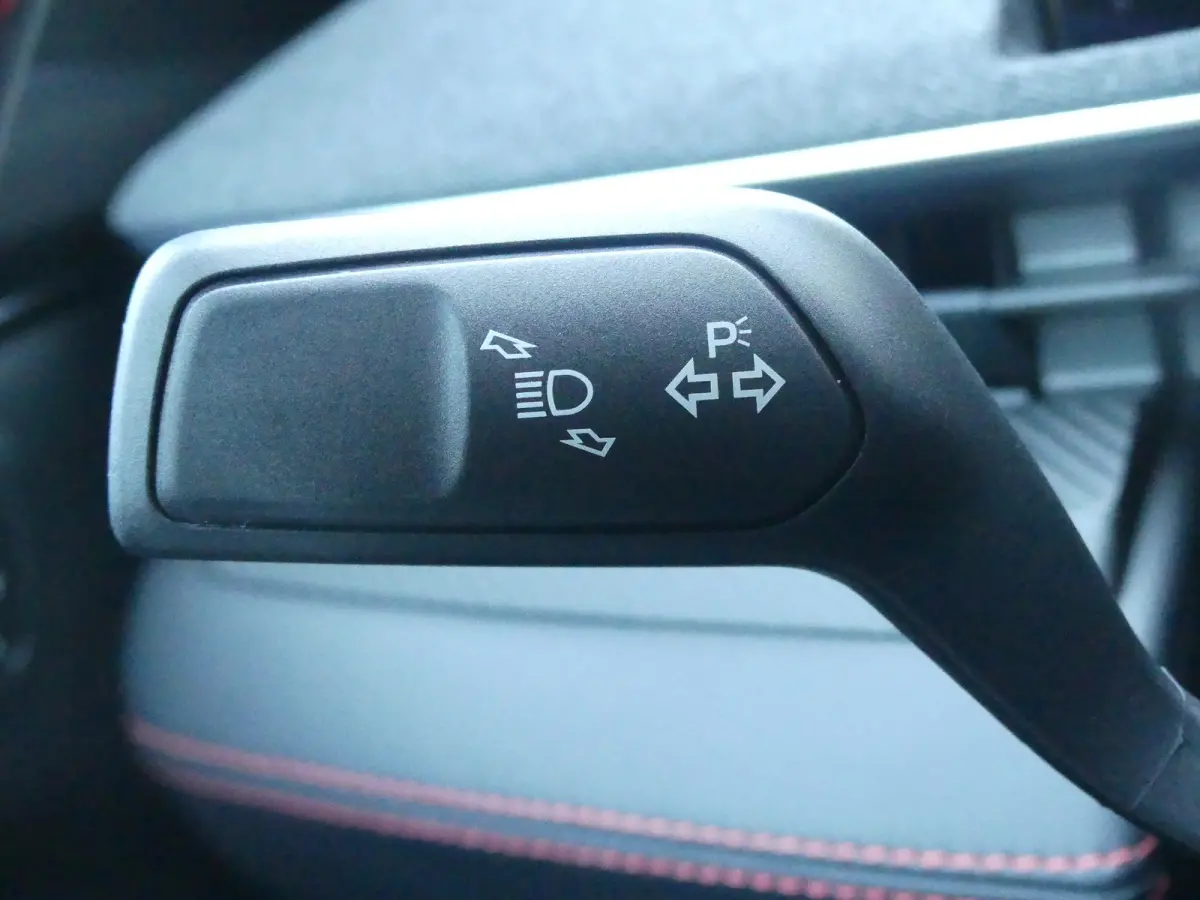 Extended Premium AWD 98 kWh | SOH 93% | PANORAMADAK | ADAPTIVE CRUISE | DODEHOEKDETECTIE | CAMERA | 360 CAMERA | STUUR+STOEL+VOORRUITVERWARMING | PARKEERSENSOREN V+A | B&O AUDIO | ELEKTRISCH