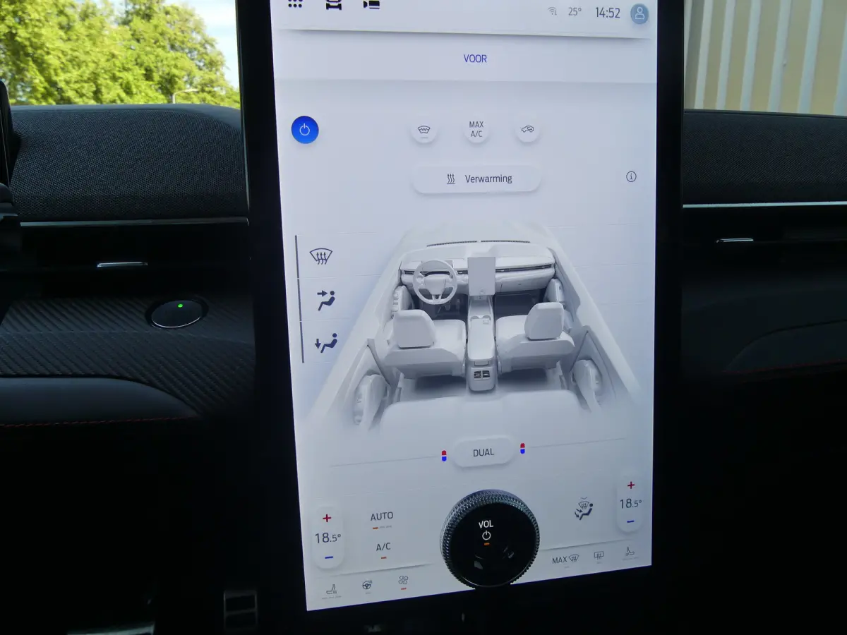 Extended Premium AWD 98 kWh | SOH 93% | PANORAMADAK | ADAPTIVE CRUISE | DODEHOEKDETECTIE | CAMERA | 360 CAMERA | STUUR+STOEL+VOORRUITVERWARMING | PARKEERSENSOREN V+A | B&O AUDIO | ELEKTRISCH