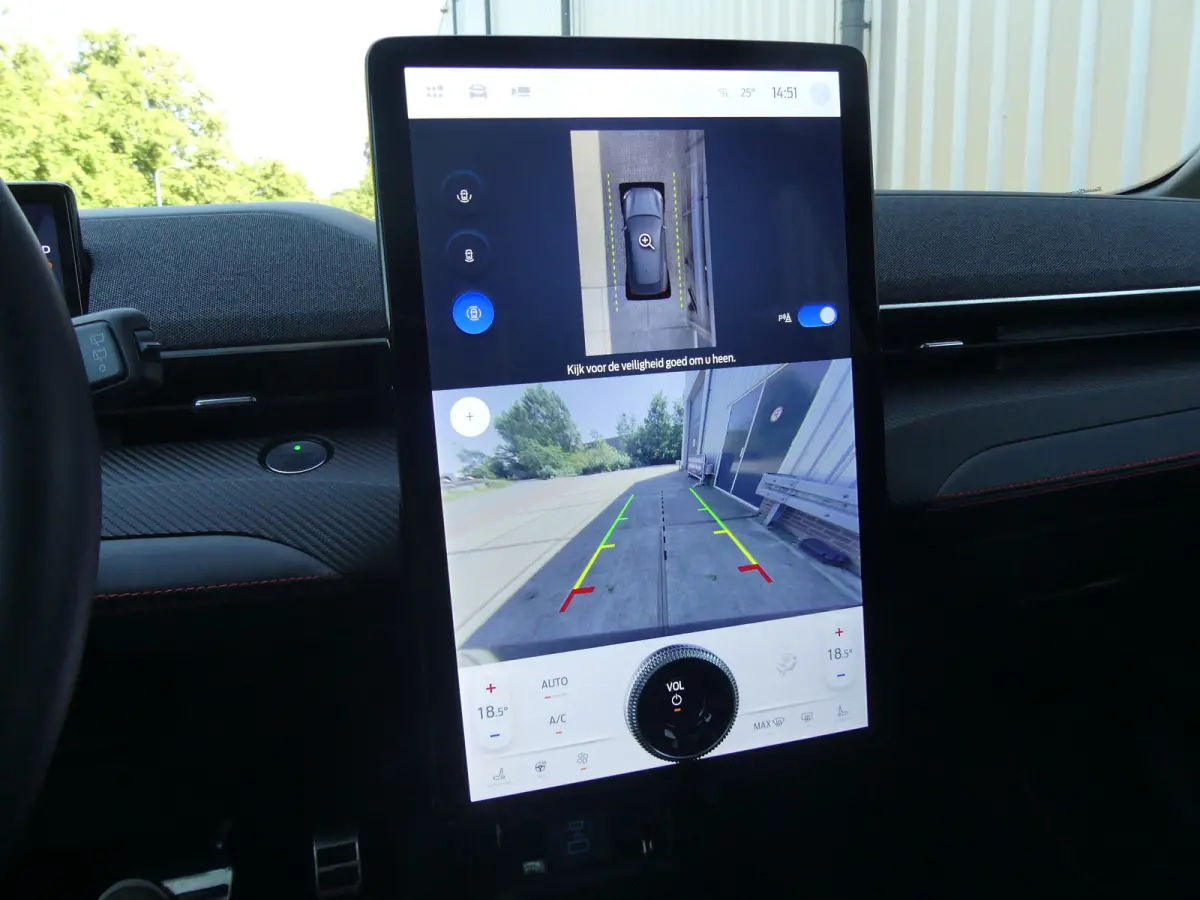 Extended Premium AWD 98 kWh | SOH 93% | PANORAMADAK | ADAPTIVE CRUISE | DODEHOEKDETECTIE | CAMERA | 360 CAMERA | STUUR+STOEL+VOORRUITVERWARMING | PARKEERSENSOREN V+A | B&O AUDIO | ELEKTRISCH