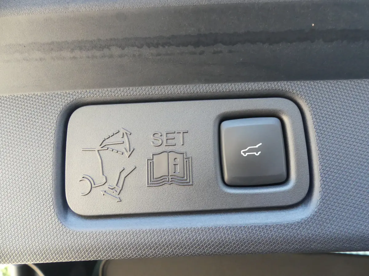 Extended Premium AWD 98 kWh | SOH 93% | PANORAMADAK | ADAPTIVE CRUISE | DODEHOEKDETECTIE | CAMERA | 360 CAMERA | STUUR+STOEL+VOORRUITVERWARMING | PARKEERSENSOREN V+A | B&O AUDIO | ELEKTRISCH