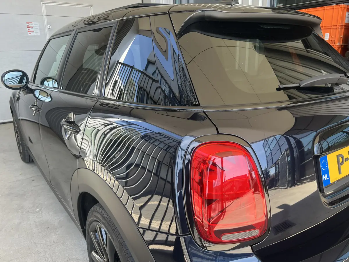 1.5 Cooper Camden Plus Edition | AUTOMAAT | SCHUIF/KANTELDAK | CAMERA | CARPLAY | NAVI | CRUISE CONTROL | PDC | CLIMATE CONTROL | LMV 17'' | LED | DAB | BLUETOOTH
