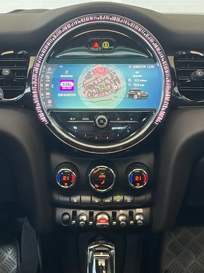 1.5 Cooper Camden Plus Edition | AUTOMAAT | SCHUIF/KANTELDAK | CAMERA | CARPLAY | NAVI | CRUISE CONTROL | PDC | CLIMATE CONTROL | LMV 17'' | LED | DAB | BLUETOOTH
